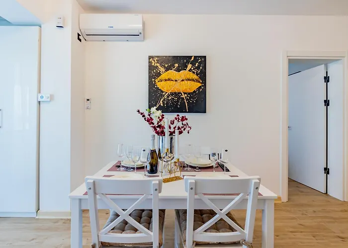 Miramar - Alezzi Infinity Apartamento Năvodari